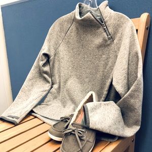 Athleta Girl Pullover Fur lined Shirt in sz 12